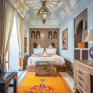 Couette-café Jaune Safran Entire House, Marrakesh
